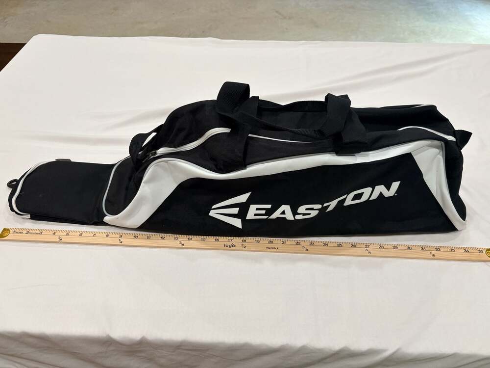 Easton E100T Equipment Bat Duffle Bag Black and White
NWOT